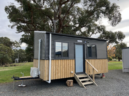 Log Cabin HomesteadAccommodation