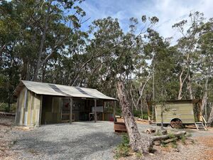 Buildings - Adekate Bush Tent Site
