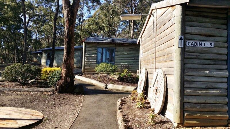Cabins 1 to 5 - Log Cabin Camp